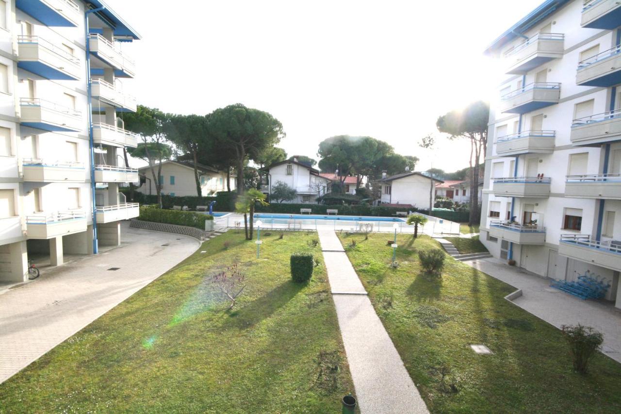 Ba- Althea - Piscina- Daire Lignano Sabbiadoro Dış mekan fotoğraf