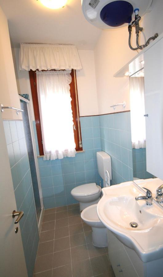 Ba- Althea - Piscina- Daire Lignano Sabbiadoro Dış mekan fotoğraf